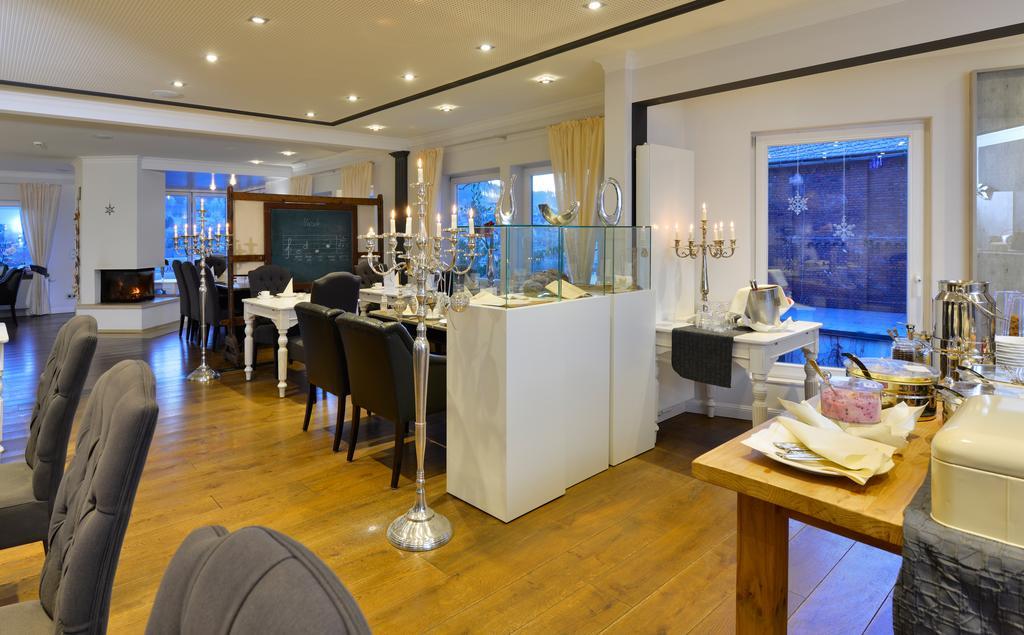 Hotel Fliegendes Klassenzimmer Bad Berleburg Ngoại thất bức ảnh