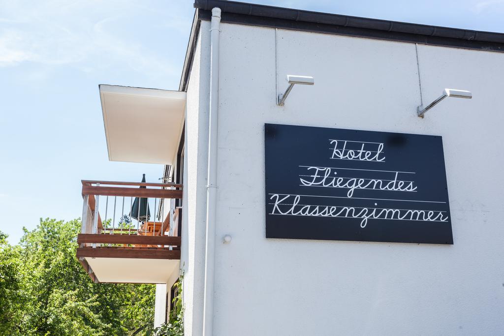 Hotel Fliegendes Klassenzimmer Bad Berleburg Ngoại thất bức ảnh