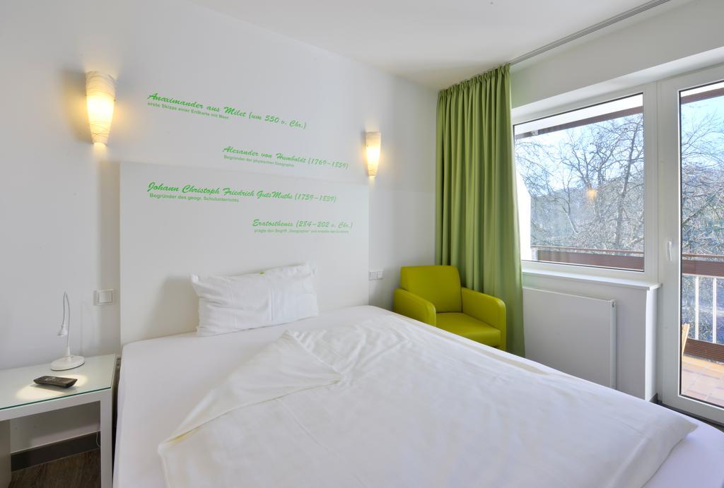 Hotel Fliegendes Klassenzimmer Bad Berleburg Ngoại thất bức ảnh